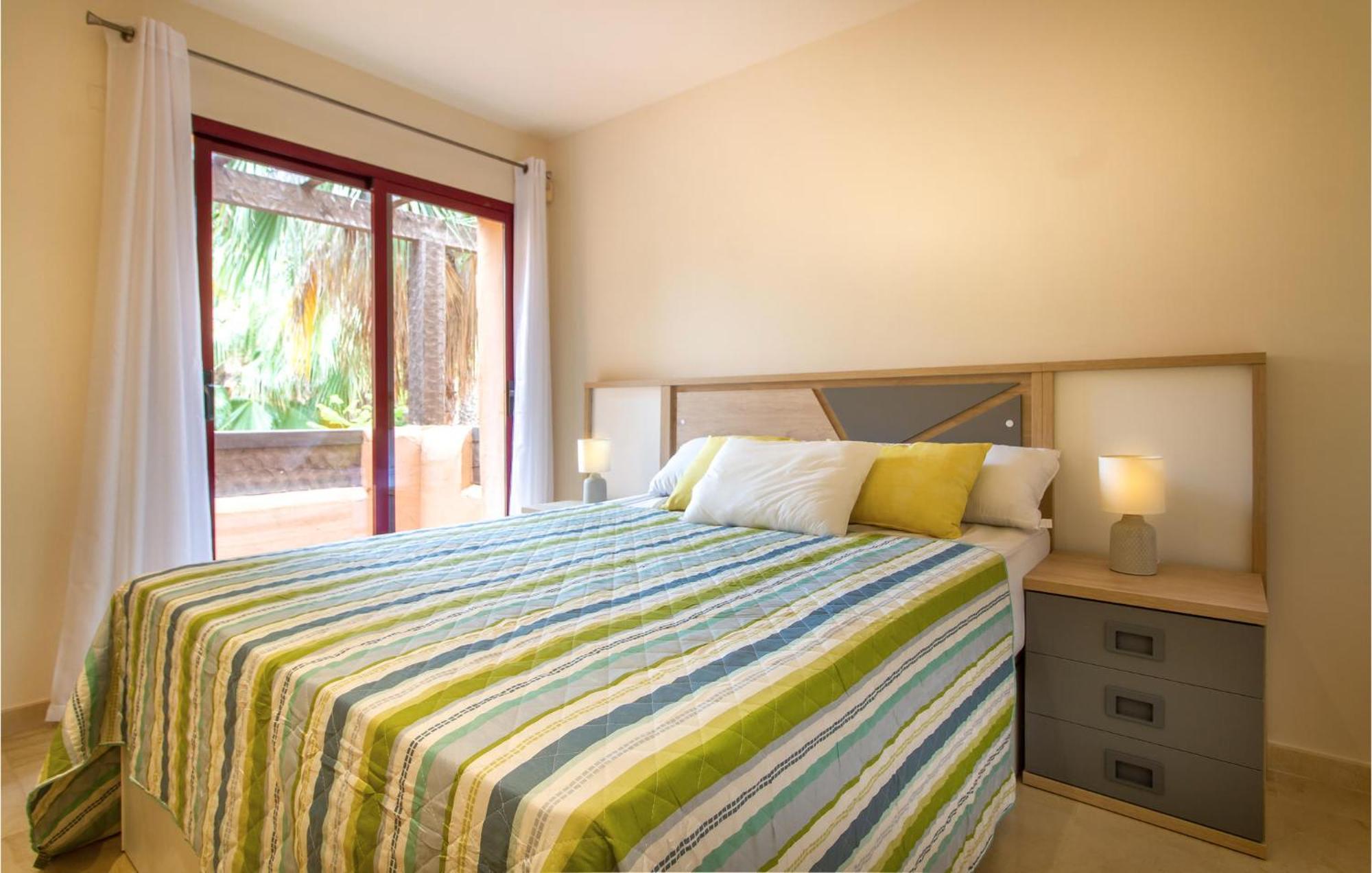 Stunning apartment in Los Alcázares with Outdoor swimming pool, Swimming pool&2 Bedrooms Exterior foto
