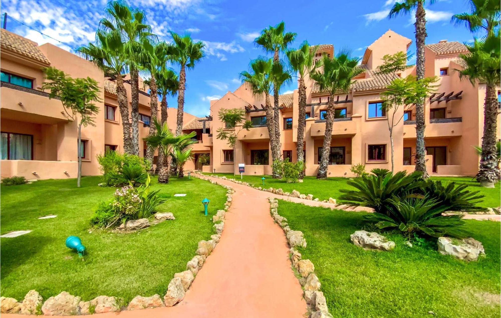 Stunning apartment in Los Alcázares with Outdoor swimming pool, Swimming pool&2 Bedrooms Exterior foto
